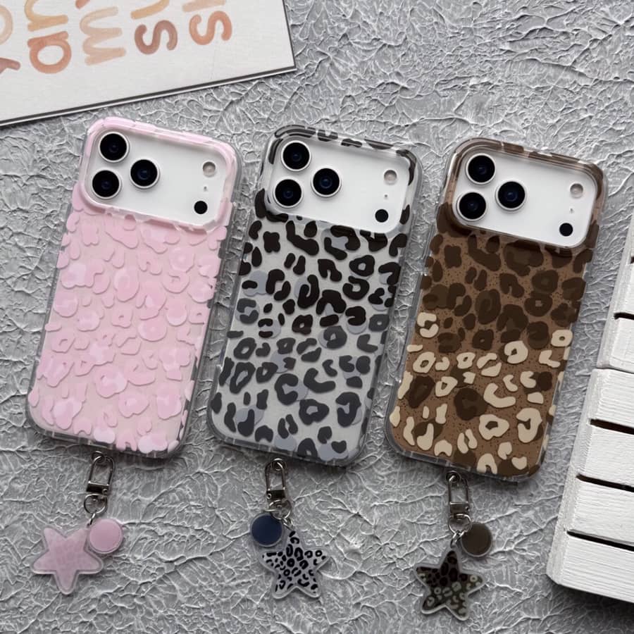 قاب طلقی پلنگی آیفون به همراه آویز